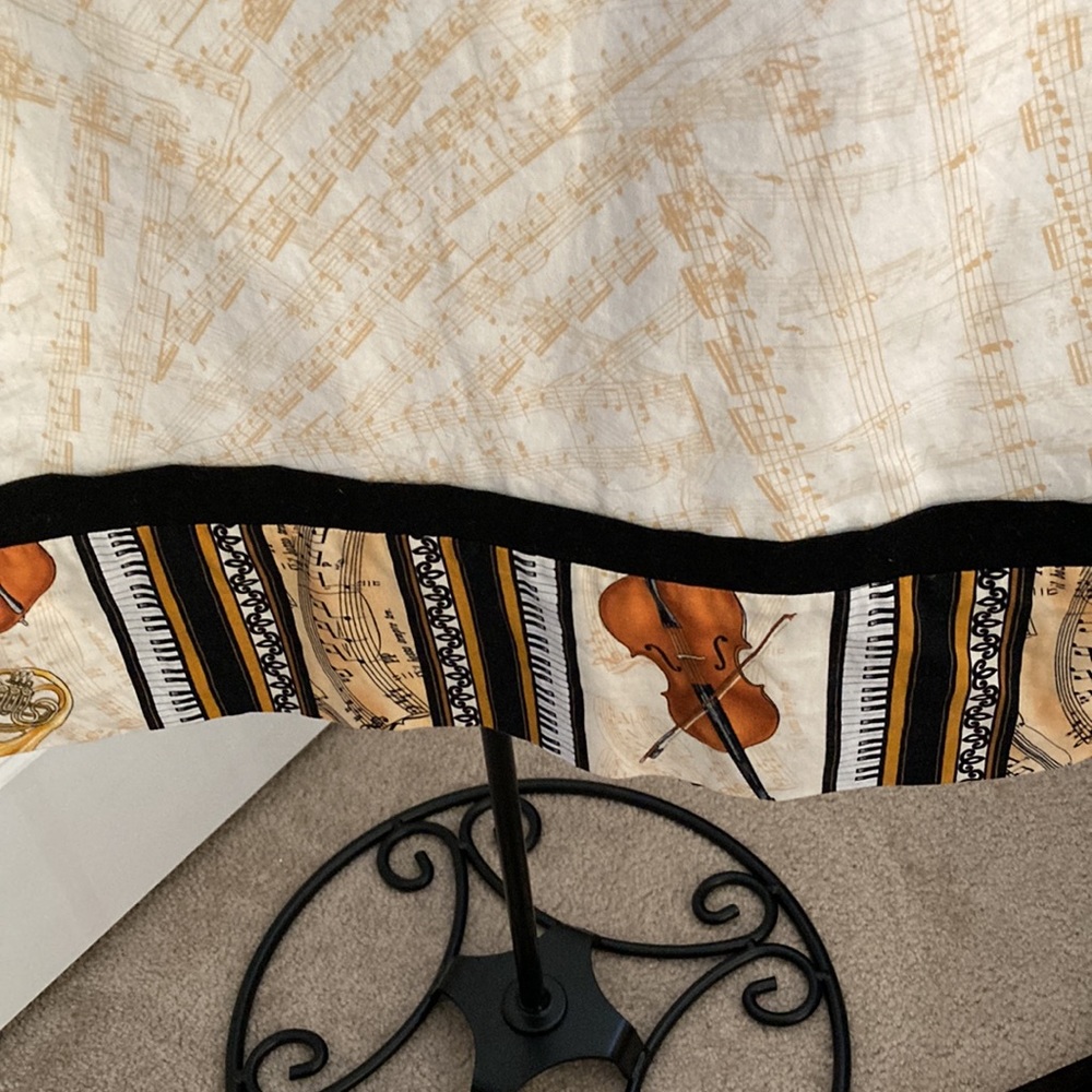Hand Made Standard Musical Design Pillowcase - Picture 2 of 4